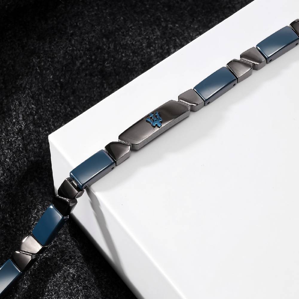 Maserati Armband JM221ATZ01 Nur noch ein Tag übrig