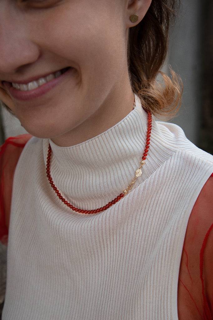 JUKSEREI ROSE CARNELIAN NECKLACE Fabrik Onlineshop