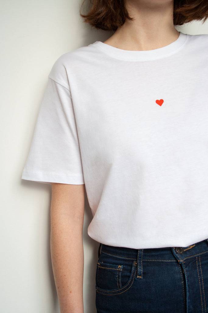 JUKSEREI HEART T-SHIRT Exklusive Angebote
