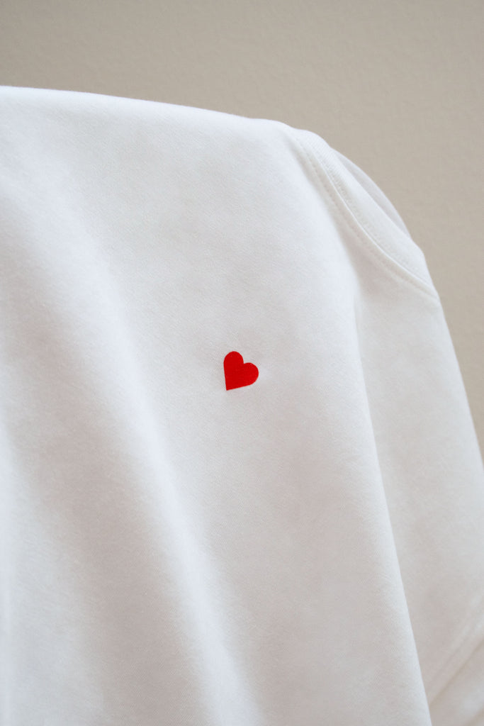 JUKSEREI HEART T-SHIRT Exklusive Angebote
