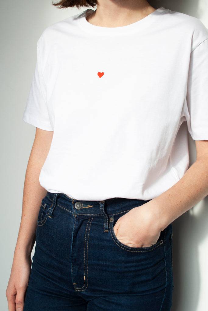 JUKSEREI HEART T-SHIRT Exklusive Angebote