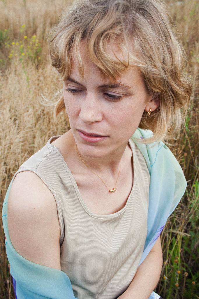 JUKSEREI BOULES NECKLACE Schlussverkauf