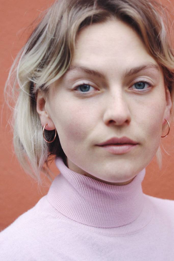 JUKSEREI HOOP EARRINGS Versandkostenfrei