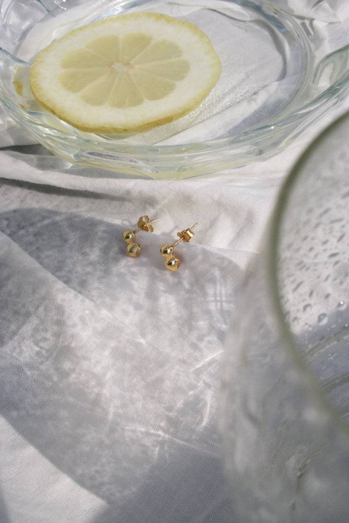 JUKSEREI SOL EAR STUDS Saisonschlussverkauf
