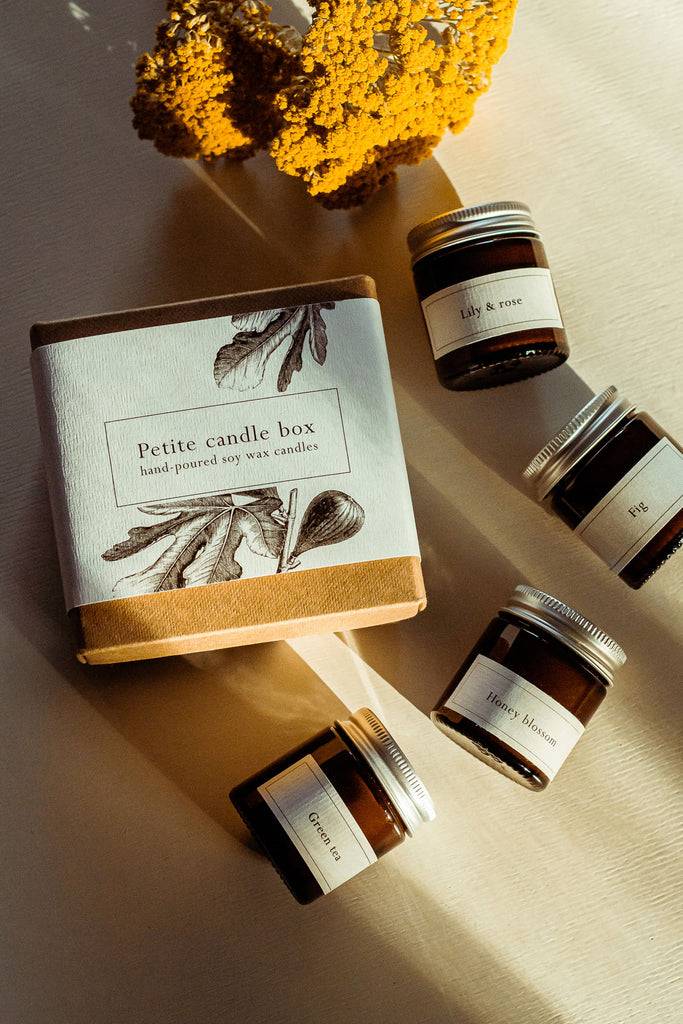 JUKSEREI LIMA · PETITE SCENTED CANDLE BOX Super Sparpreis