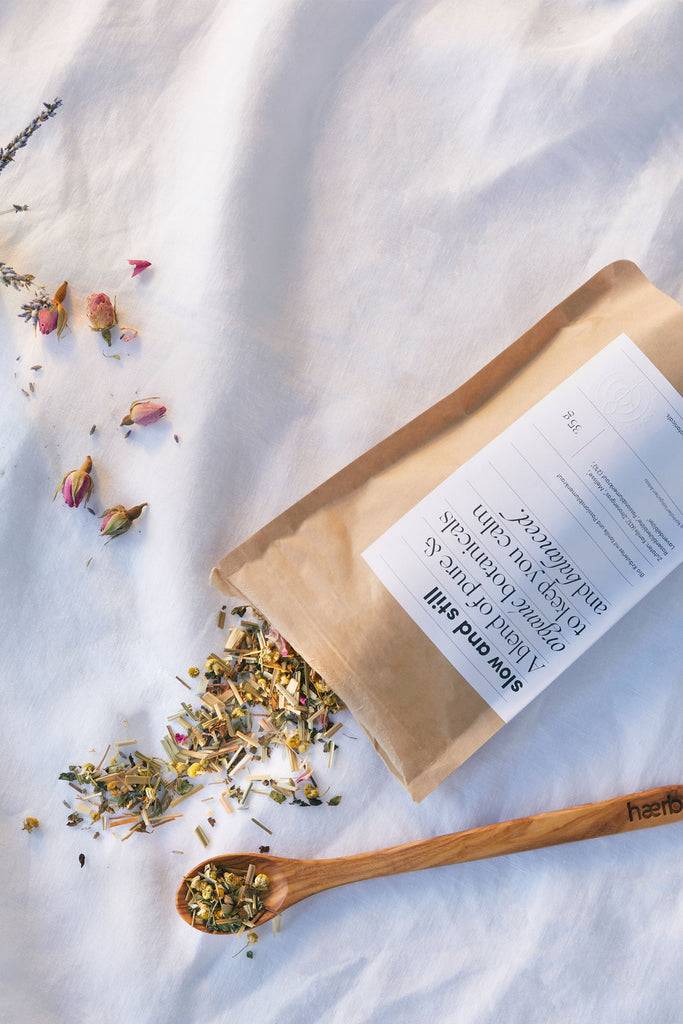 JUKSEREI HÆRB · ORGANIC TEA SLOW & STILL Neueste Stile