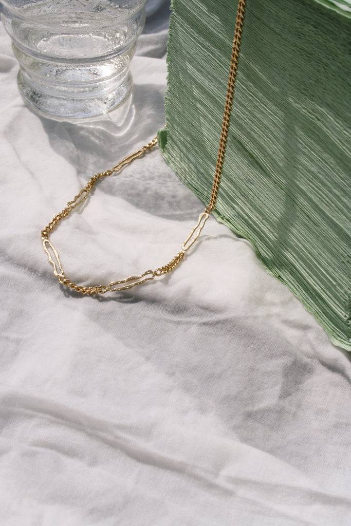JUKSEREI ISLA NECKLACE Riesige Rabatte