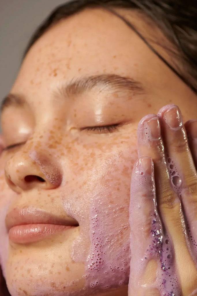 JUKSEREI MERME · FACIAL CLEANSER WITH PURPLE CARROT Saisonschlussverkauf