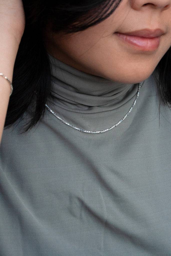 JUKSEREI BOX NECKLACE Discount Store für neue Produkte