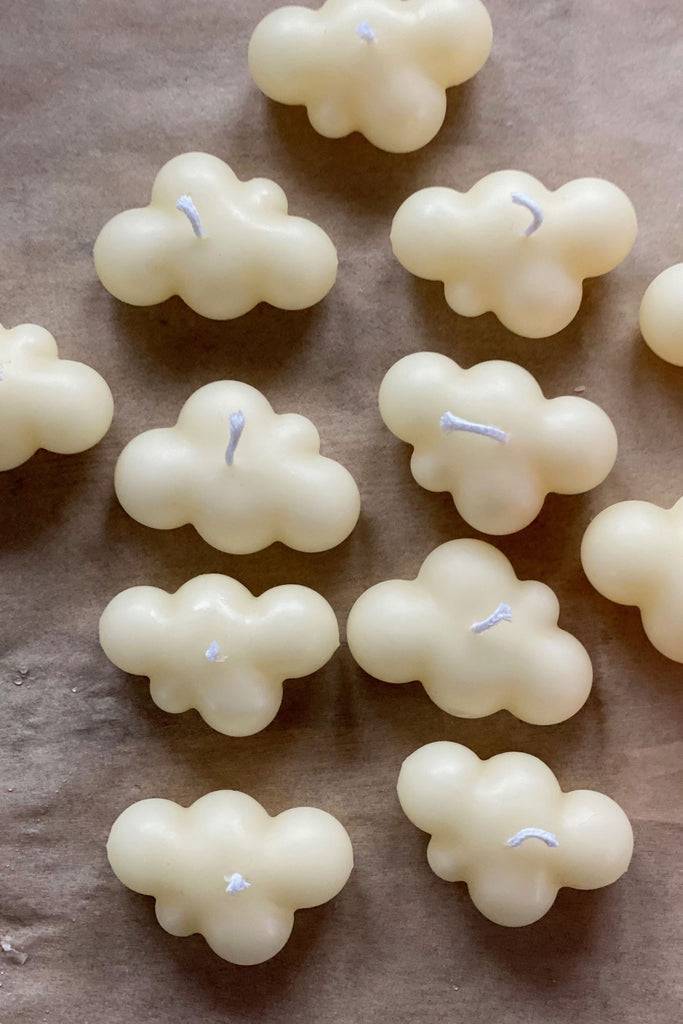 JUKSEREI SOLLYS · CLOUD BEESWAX CANDLE zollfrei