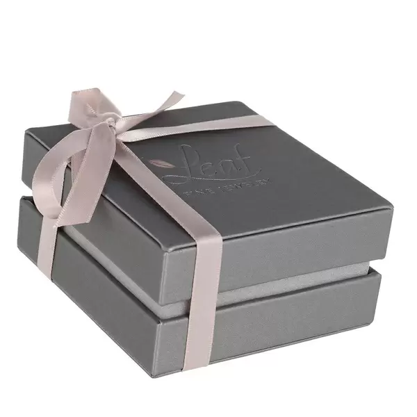 Leaf Jewelry Buchstabenketten, 14 K Weißgold mit Diamanten 50% Rabatt für begrenzte Zeit