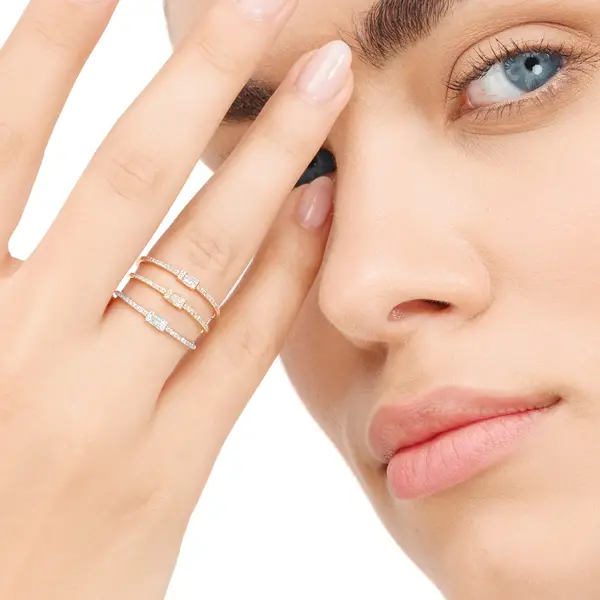 Leaf Jewelry Ring mit Diamanten, Tiny Baguette, 14K Rosegold Kauf eins, bekomm eins gratis