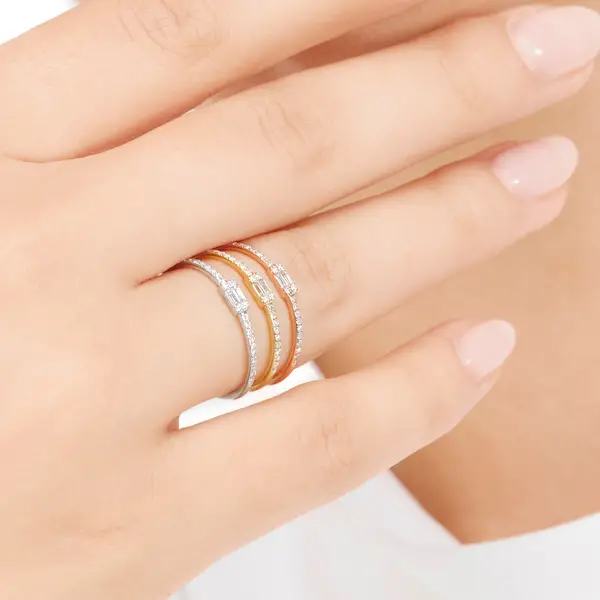 Leaf Jewelry Ring mit Diamanten, Tiny Baguette, 14K Rosegold Kauf eins, bekomm eins gratis