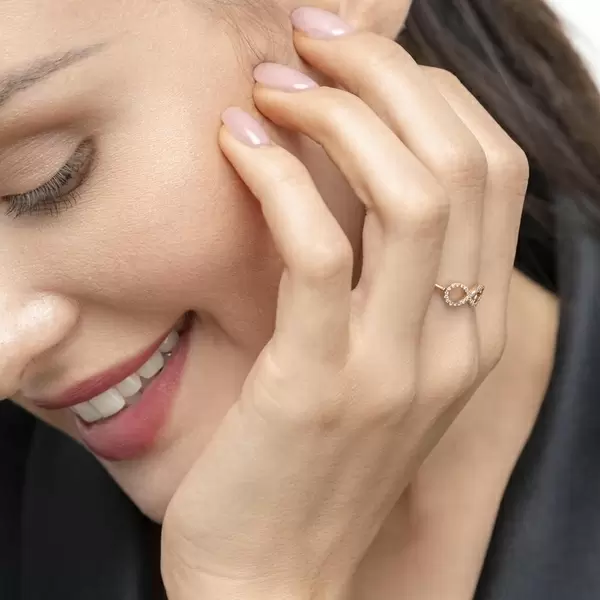 Leaf Jewelry Infinityring mit Diamanten, 18 K Rosegold Kauf eins, bekomm eins gratis