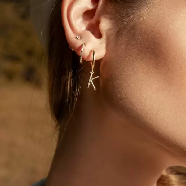 Leaf Jewelry Buchstaben Creole, 18 K Rosegold vergoldet, B Zeitlich begrenztes Angebot