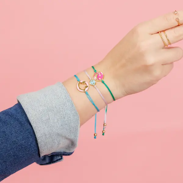 Leaf Jewelry Glücksarmband "LOL" EMOJI, 18 K Gelbgold vergoldet Limitierter Zeitrabatt