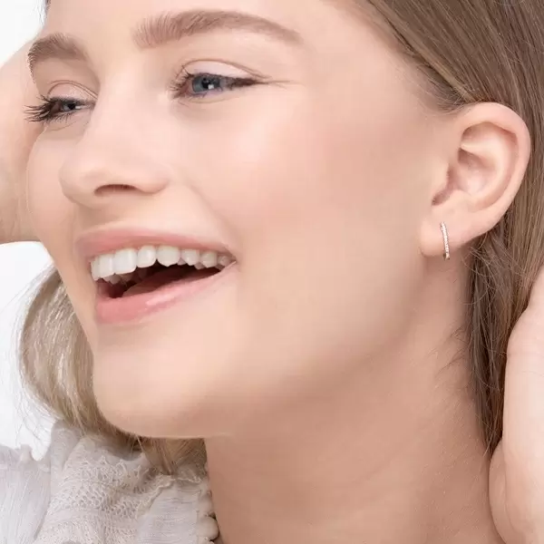 Leaf Jewelry Creole Circle XS mit Diamanten, 12mm, 18 Weißgold 50% Rabatt für begrenzte Zeit