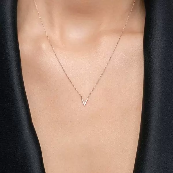 Leaf Jewelry Halskette Letter "V", 14 K Rosegold mit Diamanten Online Outlet