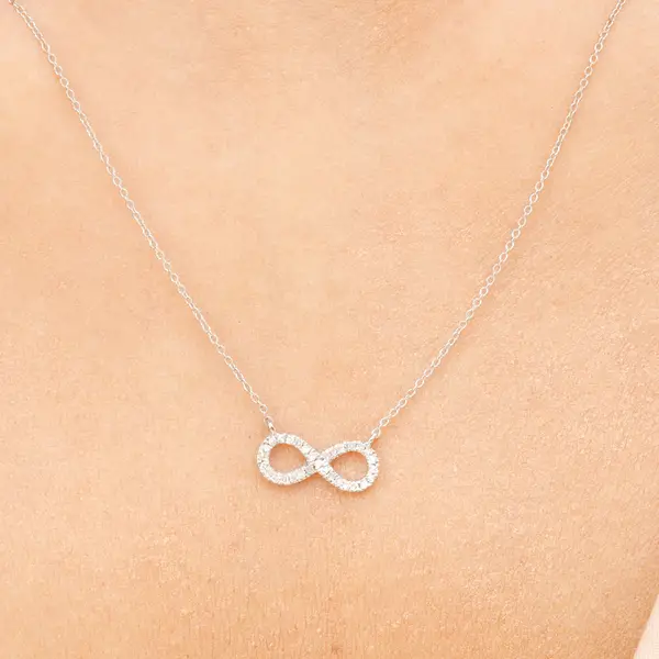 Leaf Jewelry Halskette Infinity mit Diamanten, 18 K Weissgold Tägliche Deals
