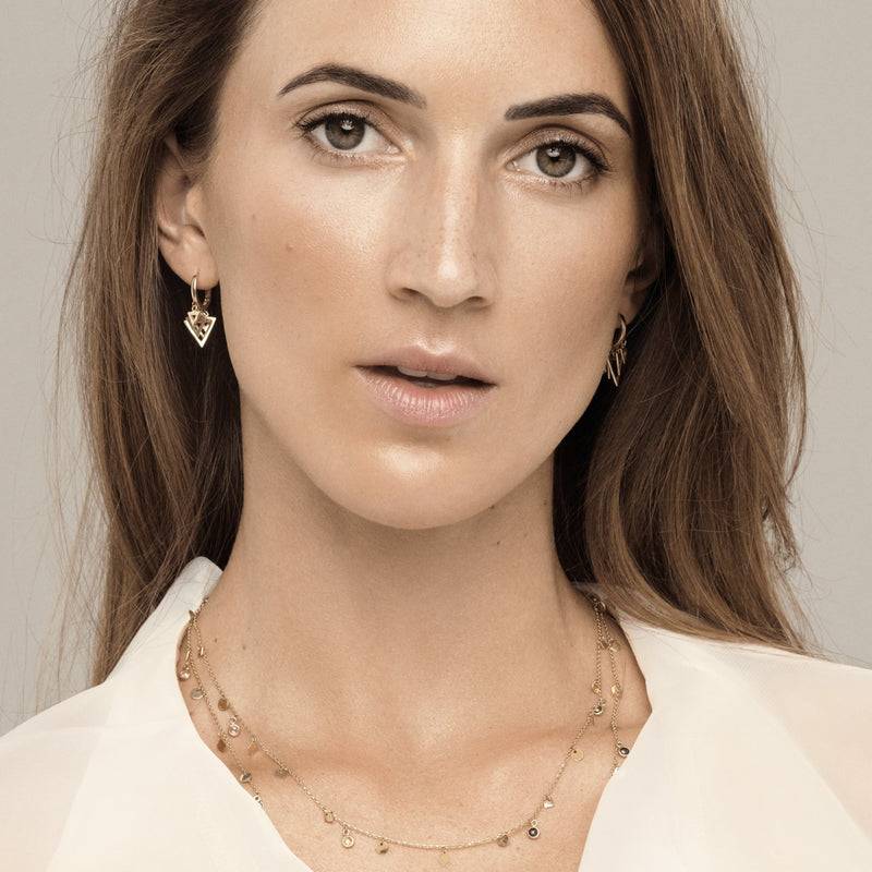 Mosuo Jewellery Dreieck Charm Creolen 50% Rabatt für begrenzte Zeit
