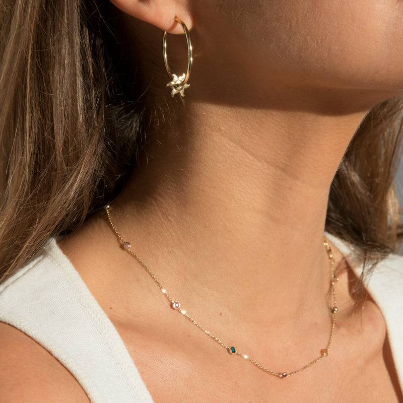 Mosuo Jewellery Regenbogen Halskette mit Steinen Im Verkauf