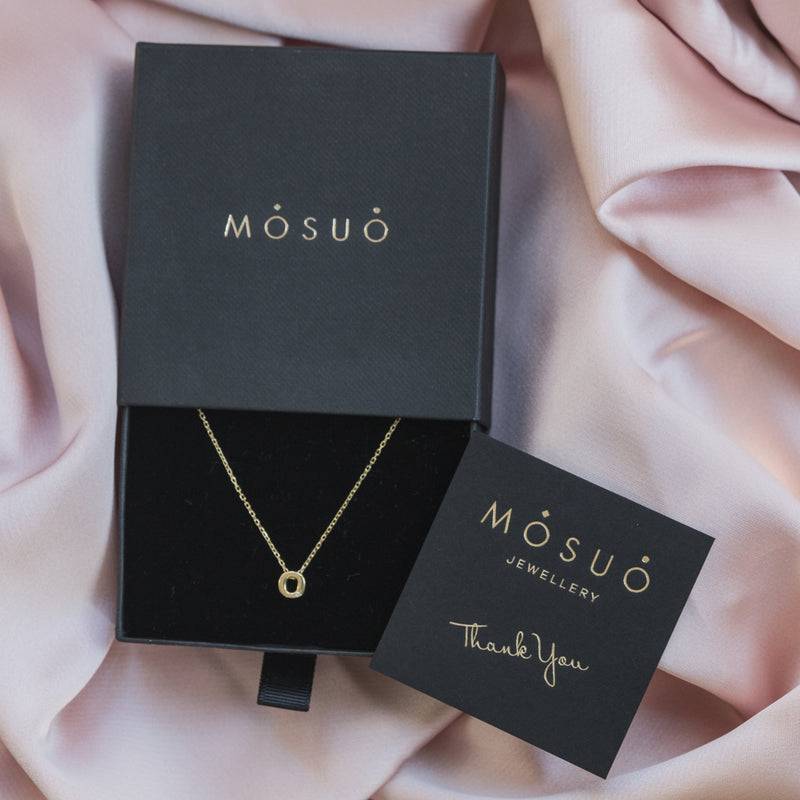 Mosuo Jewellery Diamant Buchstaben Halskette “O” - Vermeil Sonderangebot
