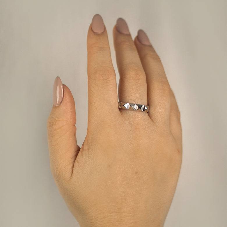 Nana Kay Glam Rebel Ring 50% Rabatt mit kostenlosem Versand