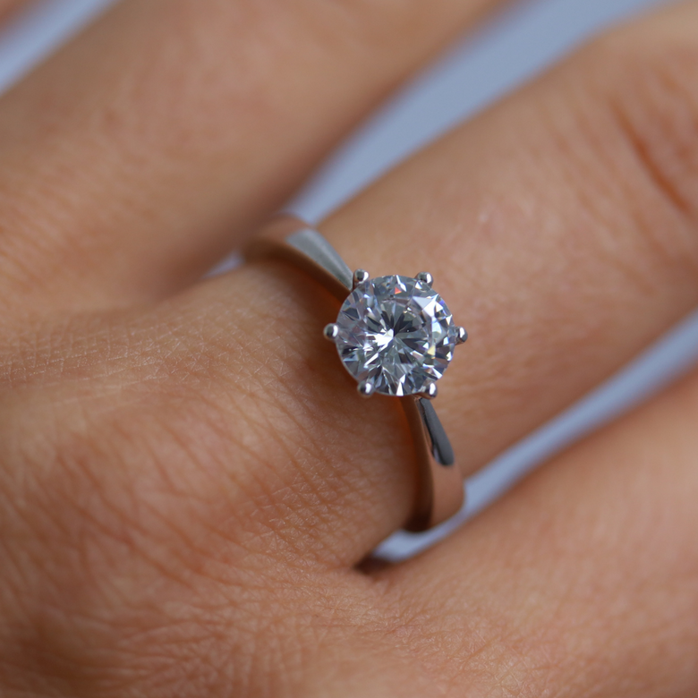 Nana Kay Classic Solitaire Ring Polaris Valentinstagsangebot