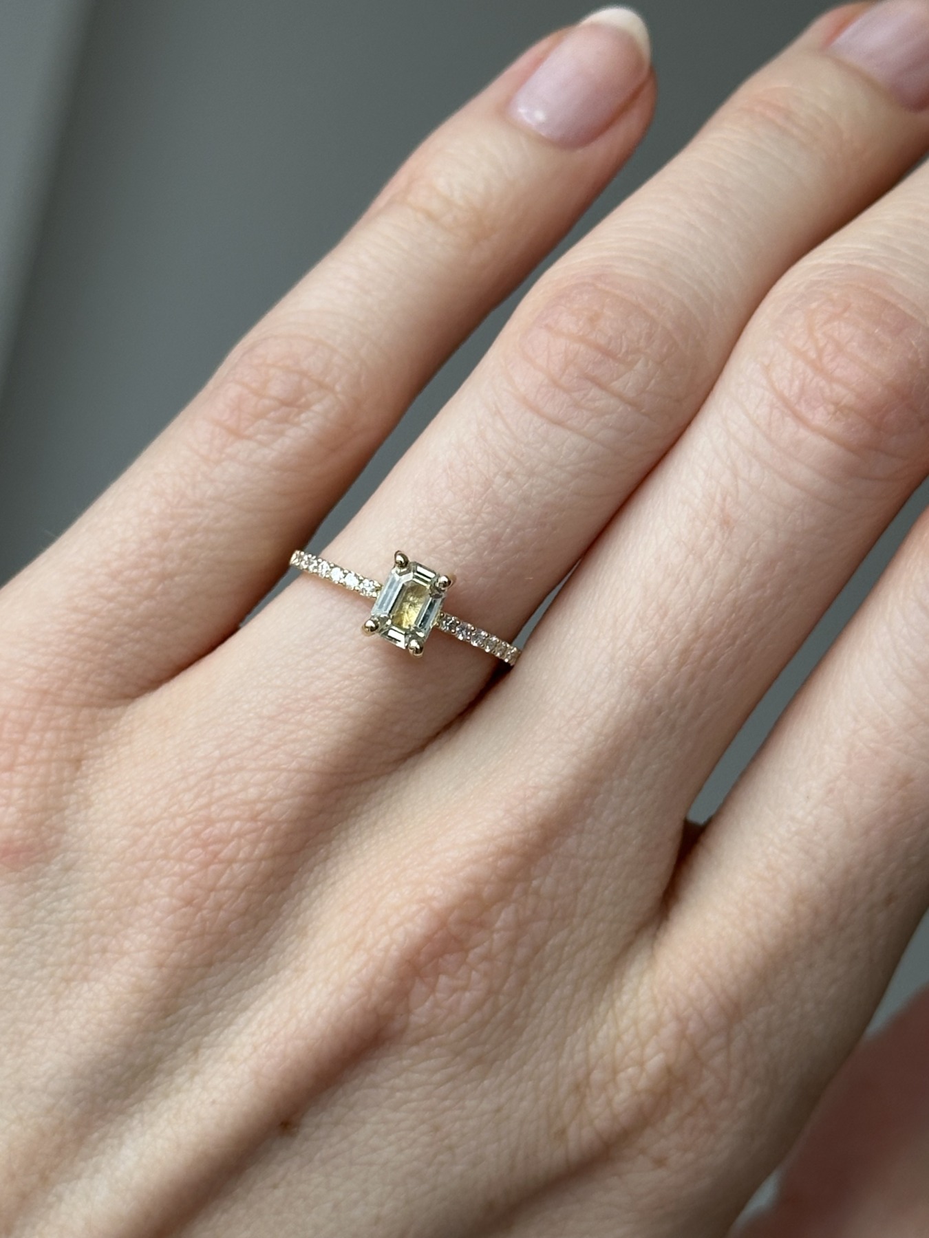 Nina Kastens Yellow Sapphire Diamond Ring 50% Rabatt mit kostenlosem Versand