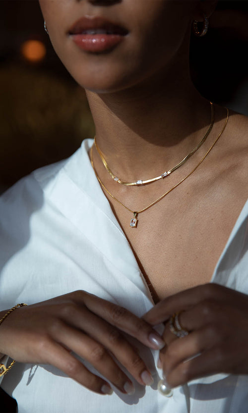 Paul Valentine Baguette Stone Necklace Black Friday Preise