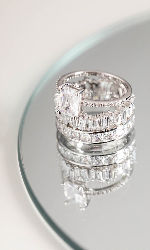 Paul Valentine Emerald Pavé Ring Sonderangebot