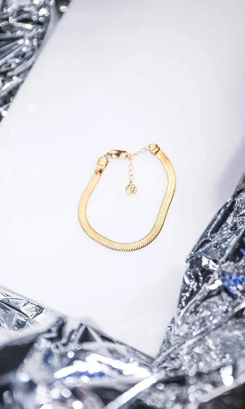 Paul Valentine Molten Sleek Bracelet 2025