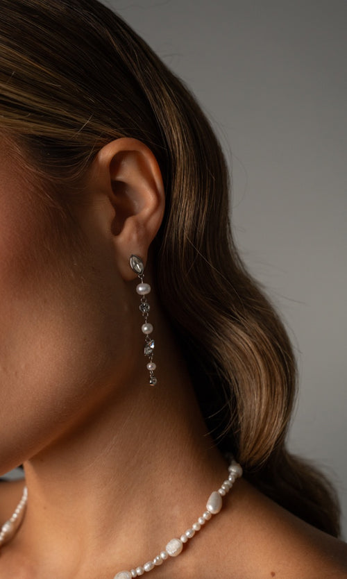 Paul Valentine Adorn Earrings 50% Rabatt mit kostenlosem Versand