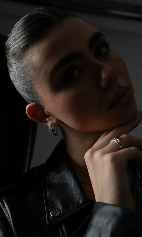 Paul Valentine Crystal Galaxy Hoops Online