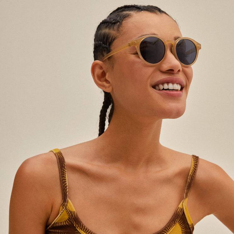 Pilgrim KYRIE Sonnenbrille Hellbraun/Gold Letzte 2 Tage