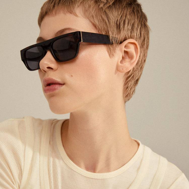 Pilgrim ENIEL Recycelte Sonnenbrille Schildpatt-Braun/Gold Bis zu 55% Rabatt