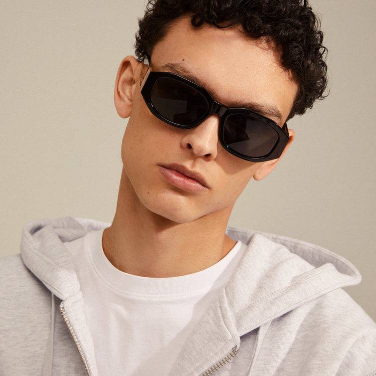Pilgrim ZAYN Recycelte Sonnenbrille Schwarz/Gold Osterangebot