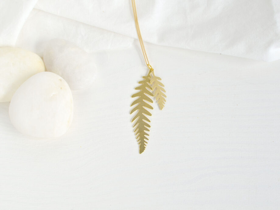 Renna Deluxe Lange goldene Kette mit Farn Begrenztes Angebot