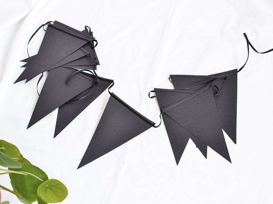 Renna Deluxe Wimpelkette schwarz Jubiläumsangebot