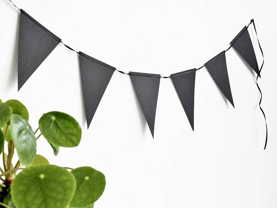 Renna Deluxe Wimpelkette schwarz Jubiläumsangebot