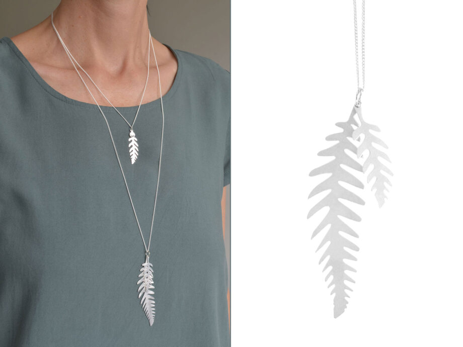 Renna Deluxe Lange Kette mit Farn Blätter in Silber im Angebot