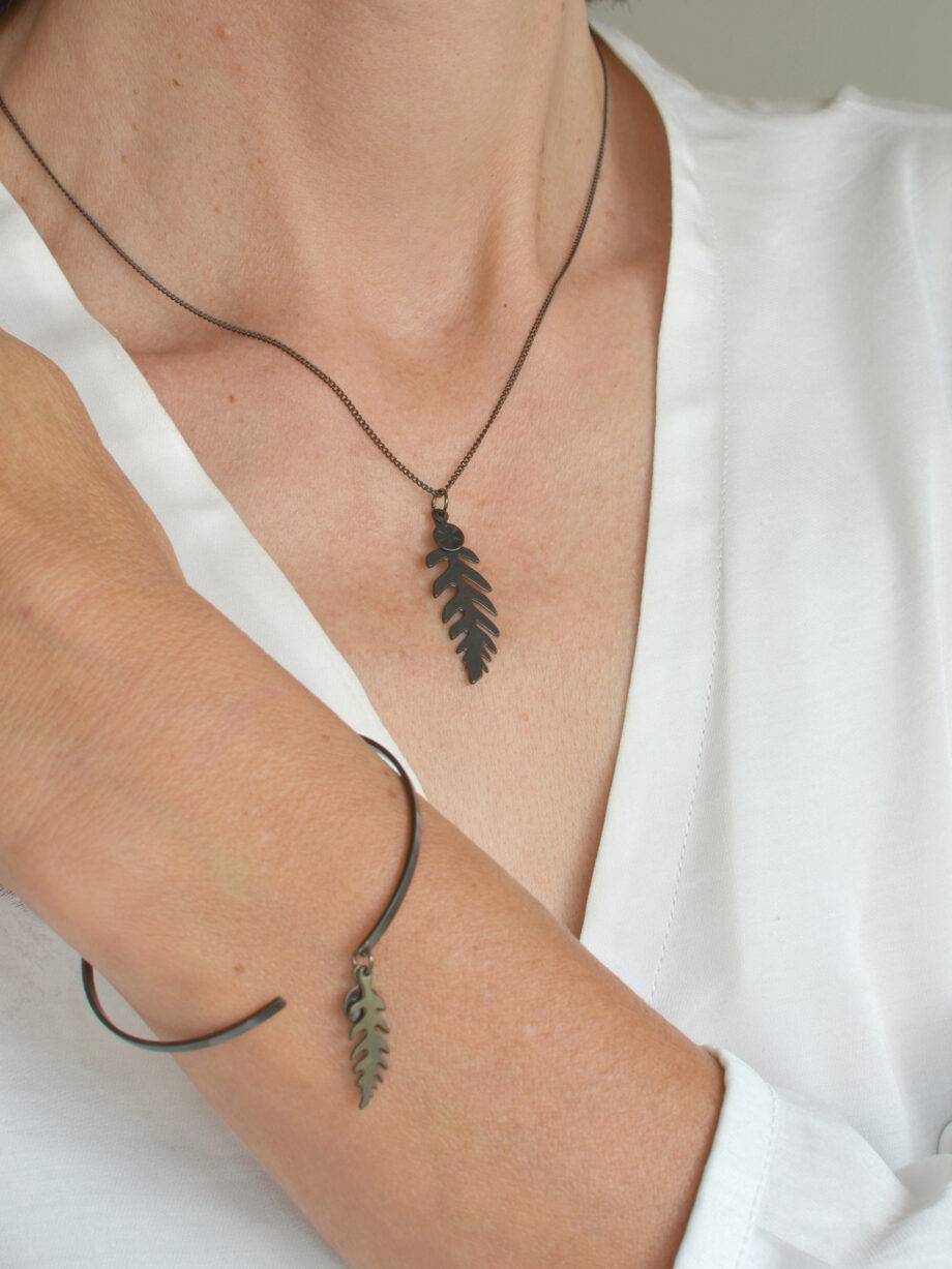Renna Deluxe BLACK Edition Lange Kette mit Farn Vatertagsangebot