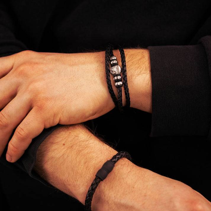 Save Brave Dreifach gewickeltes Lederarmband Titus mit silberfarbenen Gorillakopf Günstig kaufen