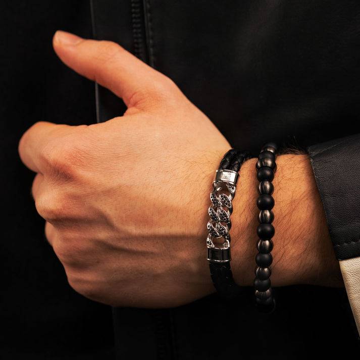 Save Brave Perlenarmband Bruce mit Onyx & Carbon Räumungsverkauf