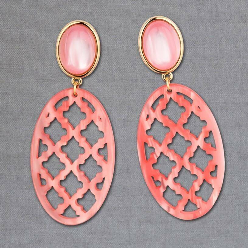 SchwesterSchwester Hellrosa Ohrstecker mit perlmutt schimmerndem Oval im Marrakesch Stil von AmuseToi Outlet