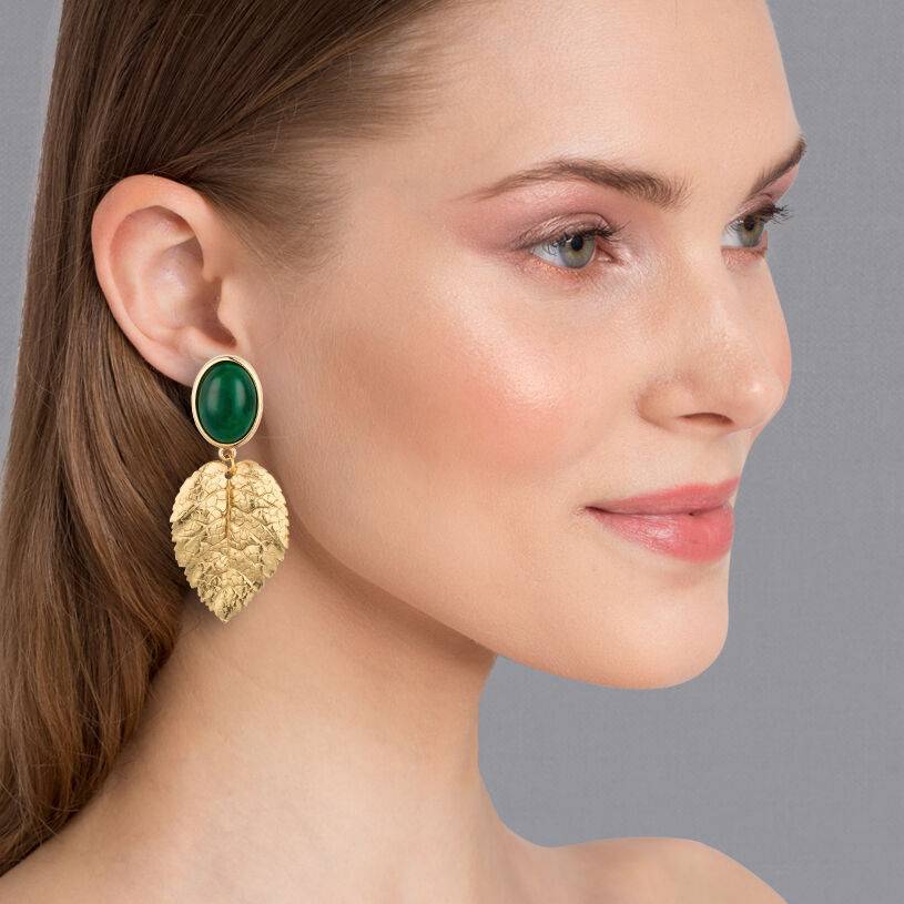 SchwesterSchwester Dunkelgrüner Ohrstecker mit großem goldenen Blatt von AmuseToi Kauf eins, bekomm eins gratis