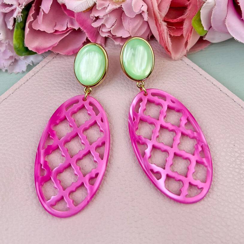 SchwesterSchwester Vergoldete Ohrstecker in wunderschönem Hellgrün mit Oval in Pink im Marrakesch-Stil Sonderangebote