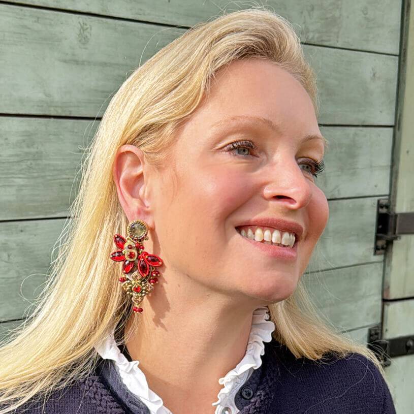 SchwesterSchwester Vorbestellbar - Große Soutache-Ohrringe in Rot und Champagner Meist gekauft