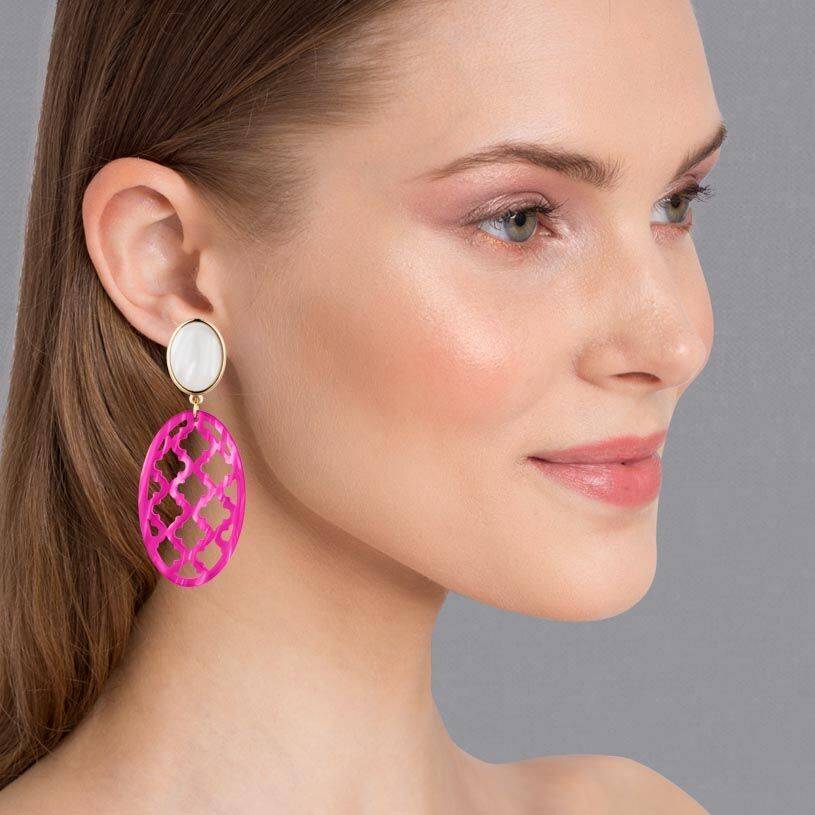 SchwesterSchwester Vergoldete Ohrstecker in wunderschönem Perlmutt mit Oval in Pink im Marrakesch-Stil 50% Rabatt mit kostenlosem Versand