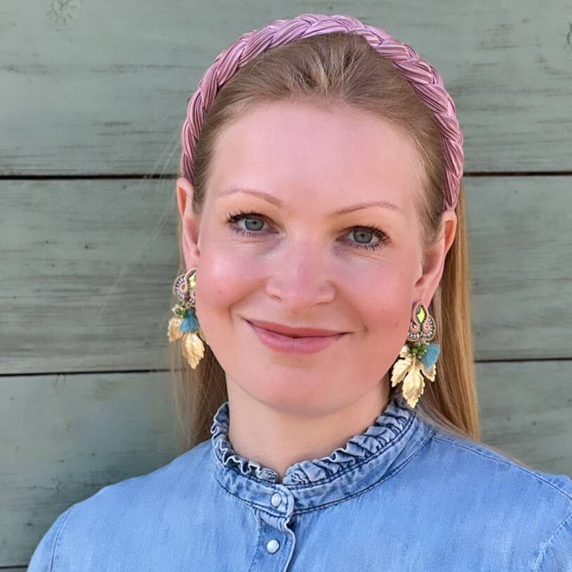SchwesterSchwester Rosafarbene Soutache-Ohrstecker kleinen hellblauen Quasten und goldenen Blättern Kostenloser Versand international